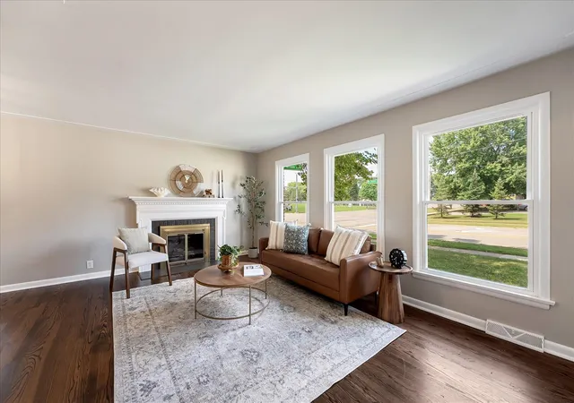 Homes for sale in Grandville, MI | 3958 40Th St, Grandville, MI 49418 | MLS# 70544649