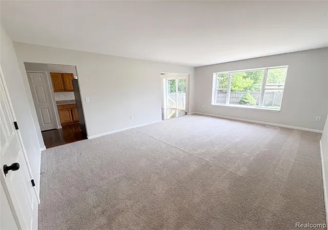 Homes for sale in Clinton Township, MI | 42724 N Walnut St, Clinton Township, MI 48036 | MLS# 60998475