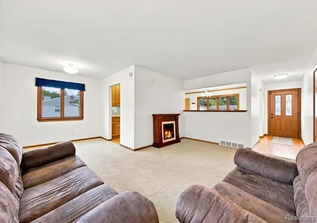 2nd image of 9130 Ann Maria Blvd, Grand Blanc, MI 48439 | MLS# 61020679