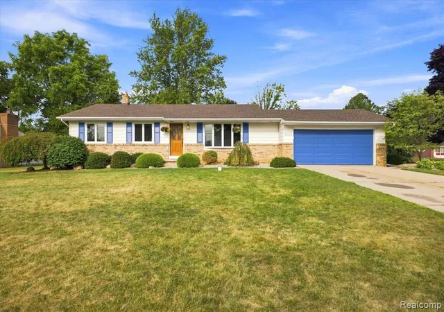 30th image of 9130 Ann Maria Blvd, Grand Blanc, MI 48439 | MLS# 61020679