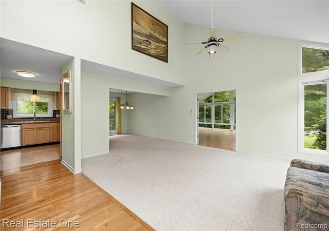 Homes for sale in Commerce Township, MI | 4642 Ponderosa St, Commerce Township, MI 48382 | MLS# 61011249