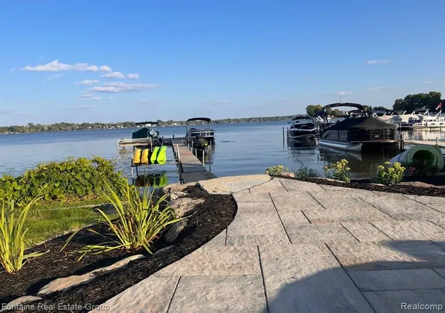 2nd image of 240 Rosebud Ct, Walled Lake, MI 48390 | MLS# 61010240