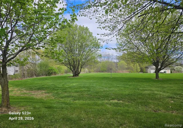 Homes for sale in Grand Blanc, MI | 1137 Parkside Cir, Grand Blanc, MI 48439 | MLS# 60990013