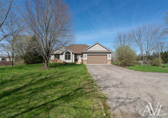 Homes for sale in Belding, MI | 11855 Woodland Park Dr, Belding, MI 48809 | MLS# 70525696
