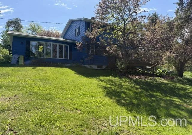 Homes for sale in Hurley, WI | 1435 Odanah Rd, Hurley, WI 54534 | MLS# 50210029
