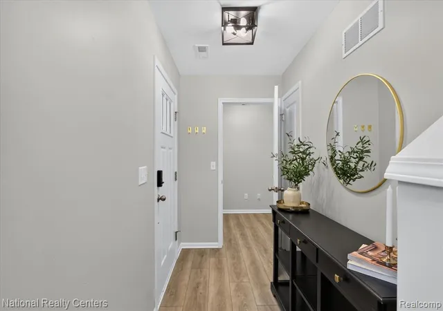Photo 3 of Condo for sale at 565 Jenny Way, Brighton, MI 48116 | MLS# 61012256 | Listing updated on 2026-08-23
