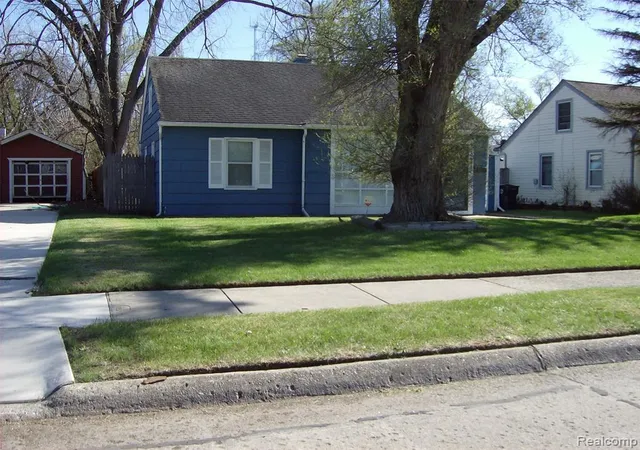 Photo 1 of Single family home for sale at 10641 Troy St, Oak Park, MI 48237 | MLS# 60987557 | Listing updated on 2026-08-25
