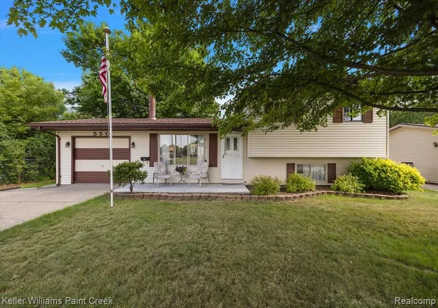 Homes for sale in Davison, MI | 550 E Clark St, Davison, MI 48423 | MLS# 61008329