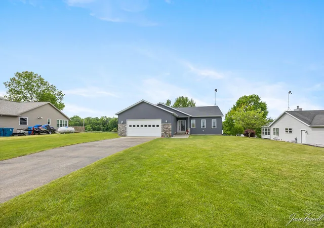 Homes for sale in Martin, MI | 1830 S Pratt Lake, Martin, MI 49070 | MLS# 70535304