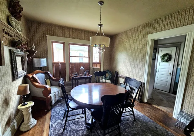 3rd image of 24 Garrison Ave, Battle Creek, MI 49017 | MLS# 70538183