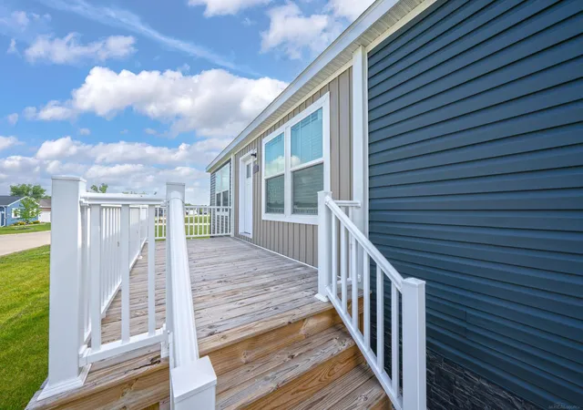 Photo 4 of Manufactured home for sale at 2785 Trade Winds Ct, Lapeer, MI 48446 | MLS# 50215343 | Listing updated on 2026-08-10