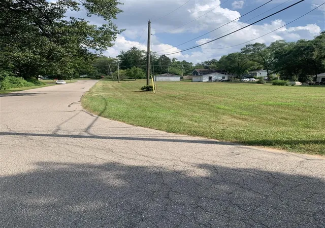 2nd image of 446 E Buffalo St, New Buffalo, MI 49117 | MLS# 70481176