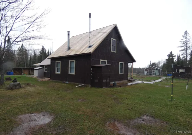 Photo 3 of Single family home for sale at 18927 N Norwich Rd, Bergland, MI 49910 | MLS# 50209644 | Listing updated on 2026-07-30