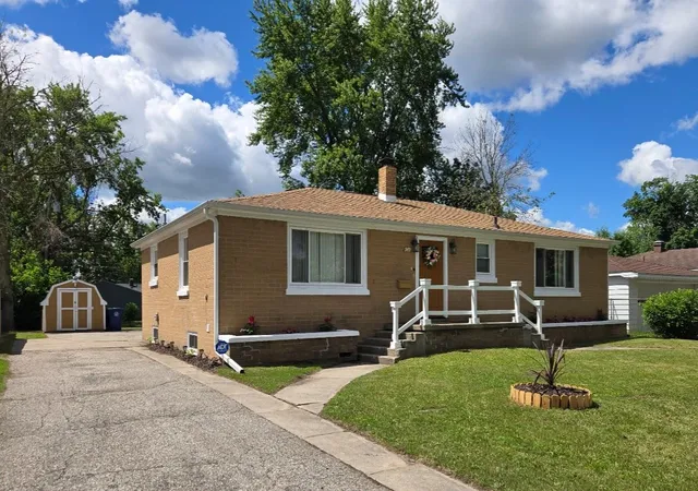 Photo 1 of Single family home for sale at 549 Pioneer Trl, Saginaw, MI 48604 | MLS# 50212315 | Listing updated on 2026-09-08