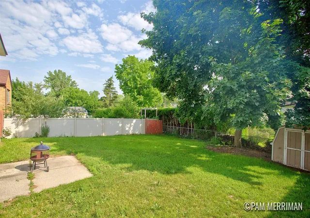Homes for sale in Grand Rapids, MI | 1735 Woodworth St, Grand Rapids, MI 49525 | MLS# 70542847