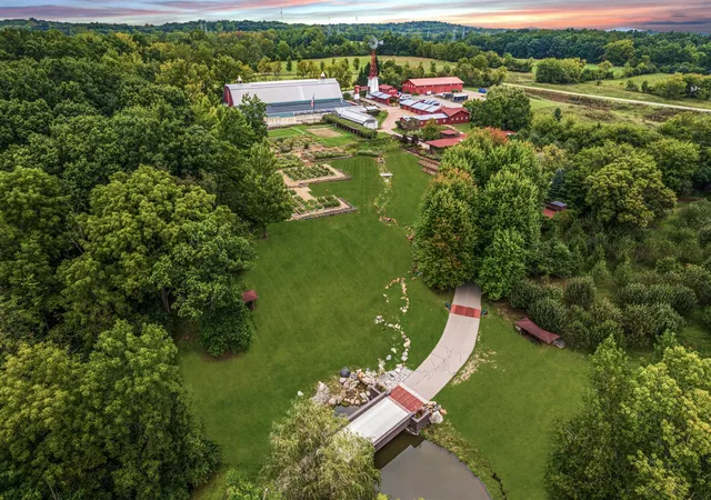 1st image of 5200 Turtle Point Dr, Ann Arbor, MI 48105 | MLS# 70524381