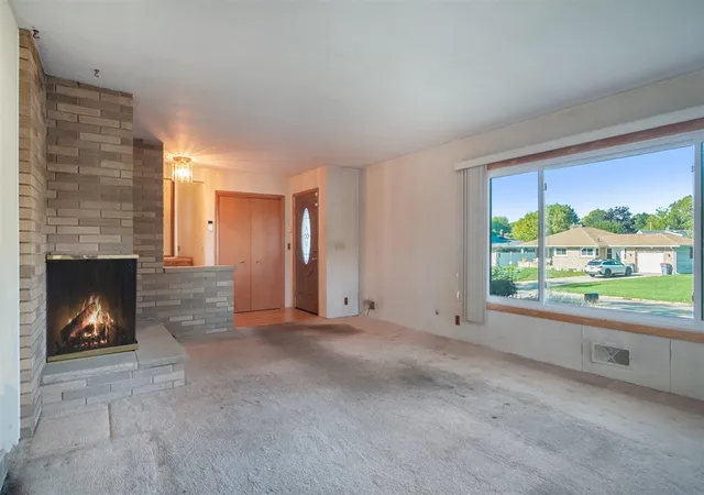 4th image of 736 Shawmut Blvd, Grand Rapids, MI 49504 | MLS# 70494067