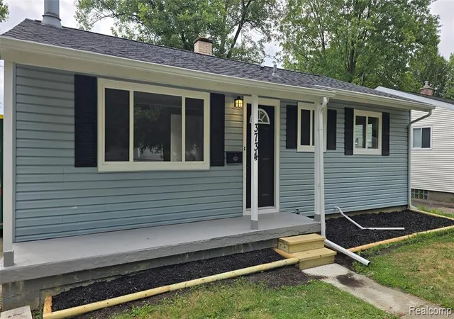 1st image of 3734 Holly Ave, Flint, MI 48506 3126 | MLS# 61023983