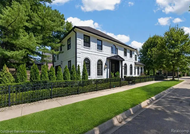 2nd image of 788 S Bates St, Birmingham, MI 48009 | MLS# 61018519