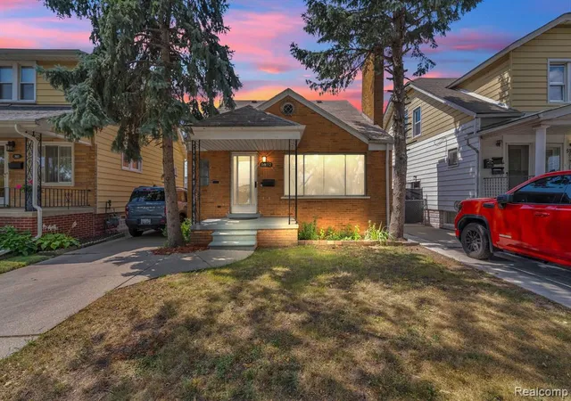 Photo 1 of Single family home for sale at 5937 Orchard Ave, Dearborn, MI 48126 2067 | MLS# 61024124 | Listing updated on 2026-09-03