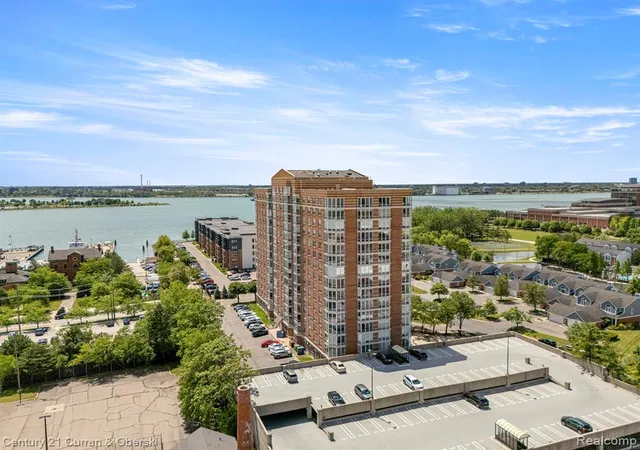 2nd image of 250 E Harbortown Dr #708, Detroit, MI 48207 5011 | MLS# 61004916