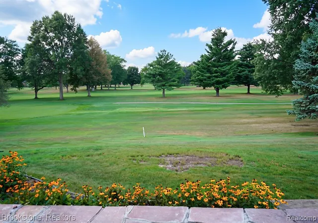 35th image of 9598 Burning Tree Dr, Grand Blanc, MI 48439 9567 | MLS# 61023579