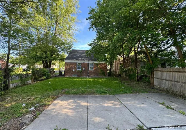 2nd image of (Undisclosed), Detroit, MI 48205 1455 | MLS# 61003457