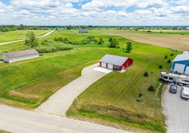 Photo 4 of Land for sale at 2160 Willow Bay Ln, Gladwin, MI 48624 | MLS# 50211231 | Listing updated on 2026-08-21