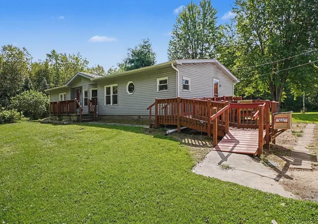 Photo 2 of Single family home for sale at 1248 E Highwood Rd, Beaverton, MI 48612 | MLS# 50220369 | Listing updated on 2026-09-08