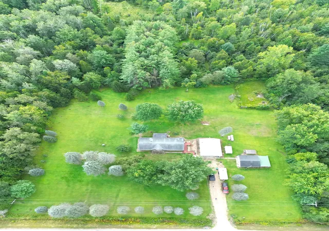 Photo 3 of Single family home for sale at 1248 E Highwood Rd, Beaverton, MI 48612 | MLS# 50220369 | Listing updated on 2026-09-14