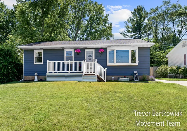 Homes for sale in Grand Haven, MI | 1700 S Hopkins St, Grand Haven, MI 49417 | MLS# 70541318
