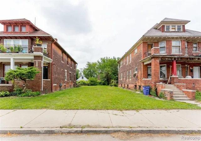 1st image of 3131 Mcdougall, Detroit, MI 48207 | MLS# 40145969