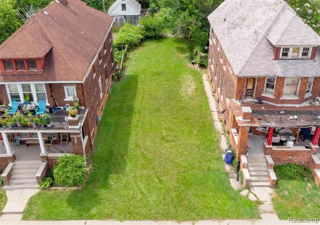 2nd image of 3131 Mcdougall, Detroit, MI 48207 | MLS# 40145969