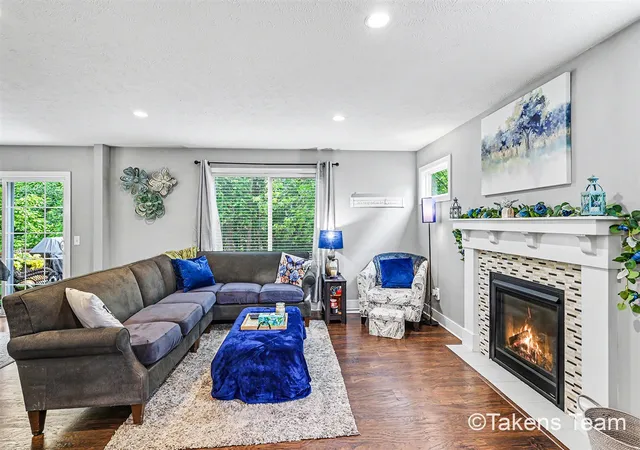 Photo 5 of Single family home for sale at 4336 Norway St, Holt, MI 48842 | MLS# 70539985 | Listing updated on 2026-08-15