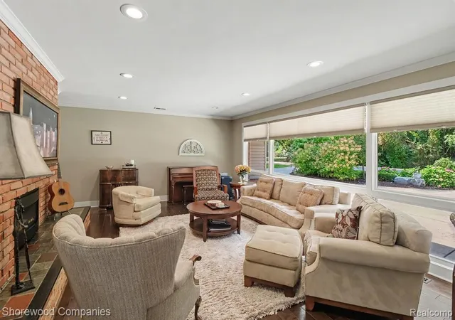 Photo 4 of Single family home for sale at 3144 Upton Dr, Troy, MI 48084 1249 | MLS# 61025871 | Listing updated on 2026-09-03