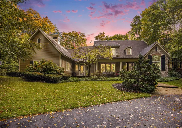 2nd image of 19184 Rosemary Rd, Spring Lake, MI 49456 | MLS# 70490464