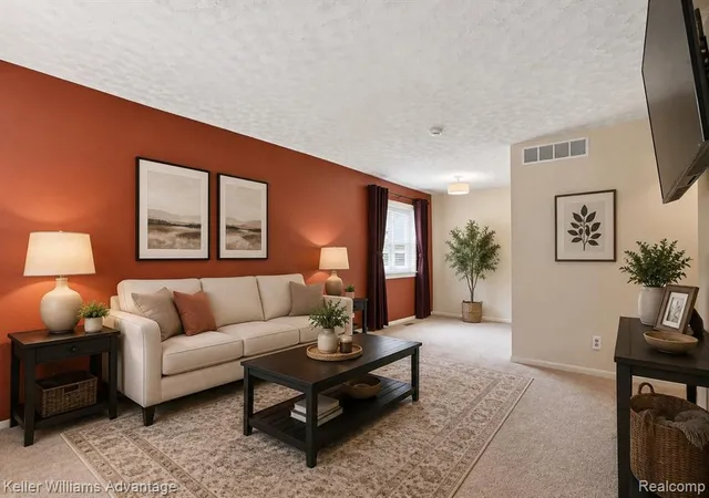 Photo 5 of Sale Pending at 17690 Colgate St, Dearborn Heights, MI 48125 | MLS# 61018399 | Listing updated on 2026-09-05