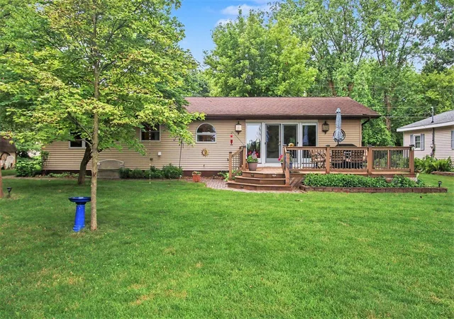 Homes for sale in Decatur, MI | 46896 Meadow Ln, Decatur, MI 49045 | MLS# 70541871