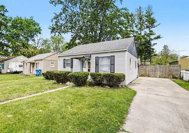 Homes for sale in Niles, MI | 1733 Sycamore St, Niles, MI 49120 | MLS# 70533537
