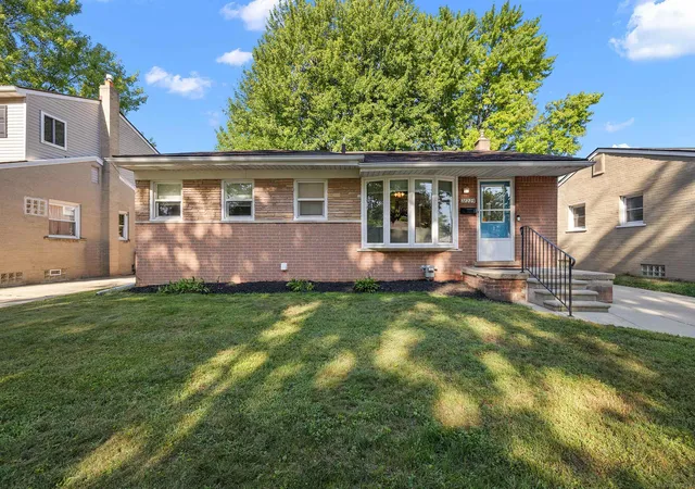 Photo 2 of Single family home for sale at 28225 Delton St, Madison Heights, MI 48071 | MLS# 50219268 | Listing updated on 2026-08-20