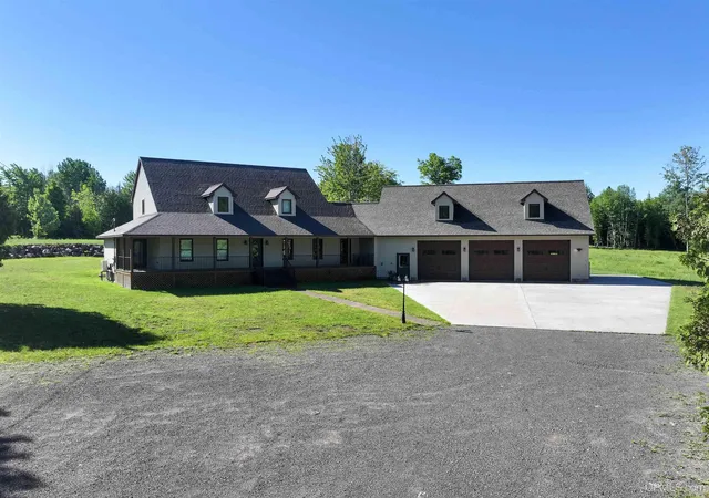 Photo 1 of Single family home for sale at 47212 Main St, Houghton, MI 49931 | MLS# 50210929 | Listing updated on 2026-08-24