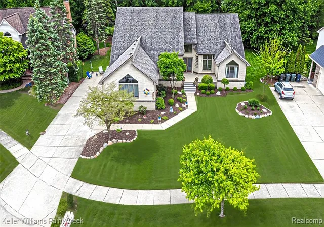 1st image of 43737 Saint Julian Ct, Sterling Heights, MI 48314 | MLS# 60998134