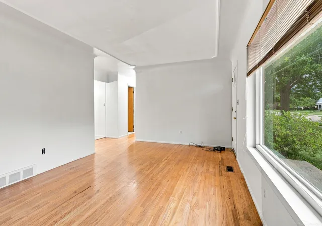 Photo 3 of Single family home for sale at 24306 Rosalind Ave, Eastpointe, MI 48021 | MLS# 50219728 | Listing updated on 2026-09-16