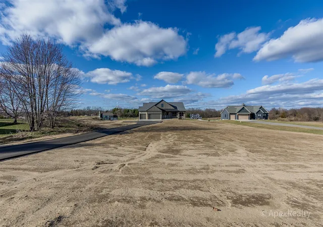 Photo 3 of Sale Pending at 5631 Pioneer Pass #15, Caledonia, MI 49316 | MLS# 70519193 | Listing updated on 2026-04-22