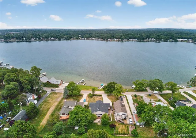1st image of 9259 Silverside, South Lyon, MI 48178 | MLS# 61003442