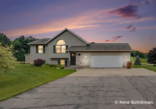 Homes for sale in Sand Lake, MI | 6424 E 136th, Sand Lake, MI 49343 | MLS# 70541791