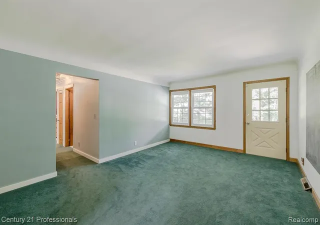 Photo 4 of Sale Pending at 1790 Kent Rd, Ortonville, MI 48462 8627 | MLS# 61009489 | Listing updated on 2026-09-26