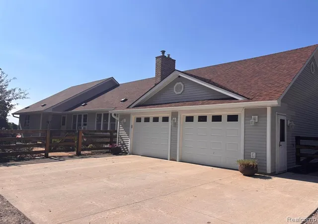 Photo 3 of Single family home for sale at 4095 Blood Rd, Metamora, MI 48455 9244 | MLS# 61010455 | Listing updated on 2026-08-27