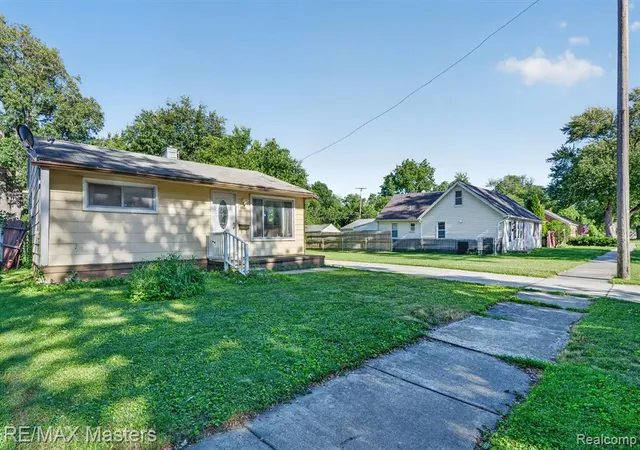 Homes for sale in Taylor, MI | 5901 Ziegler St, Taylor, MI 48180 | MLS# 61002344