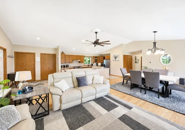 Photo 4 of House for sale at 2184 N Mission Rd, Mount Pleasant, MI 48858 | MLS# 50211661 | Listing updated on 2026-09-24